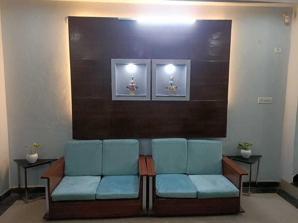 Hotel Krishna Residency Mahoba Экстерьер фото